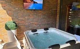 Emotion Apartments- Adults Only Apartment Mit Privater Sauna Und Whirlpool